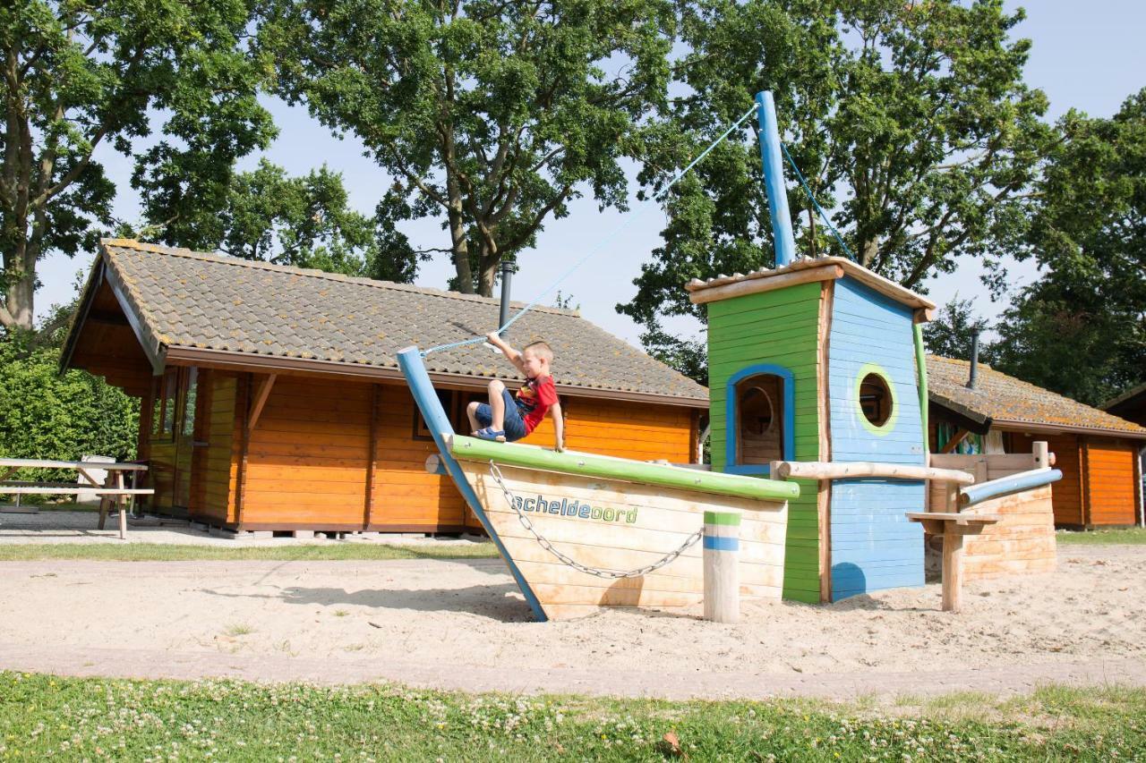 Baarland Kleintje Beerヴィラ エクステリア 写真